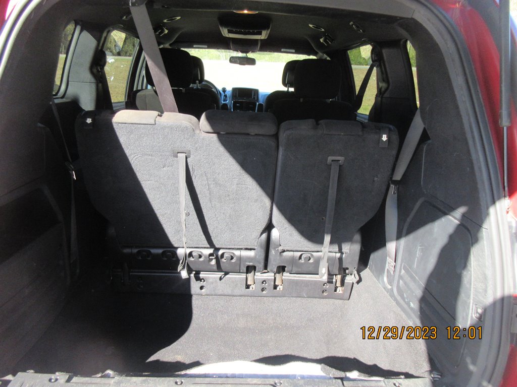 2016 Dodge Grand Caravan SE photo