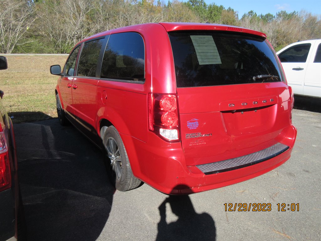 2016 Dodge Grand Caravan SE photo