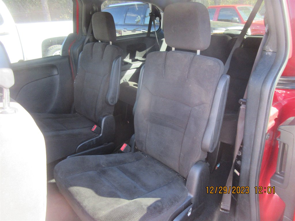 2016 Dodge Grand Caravan SE photo