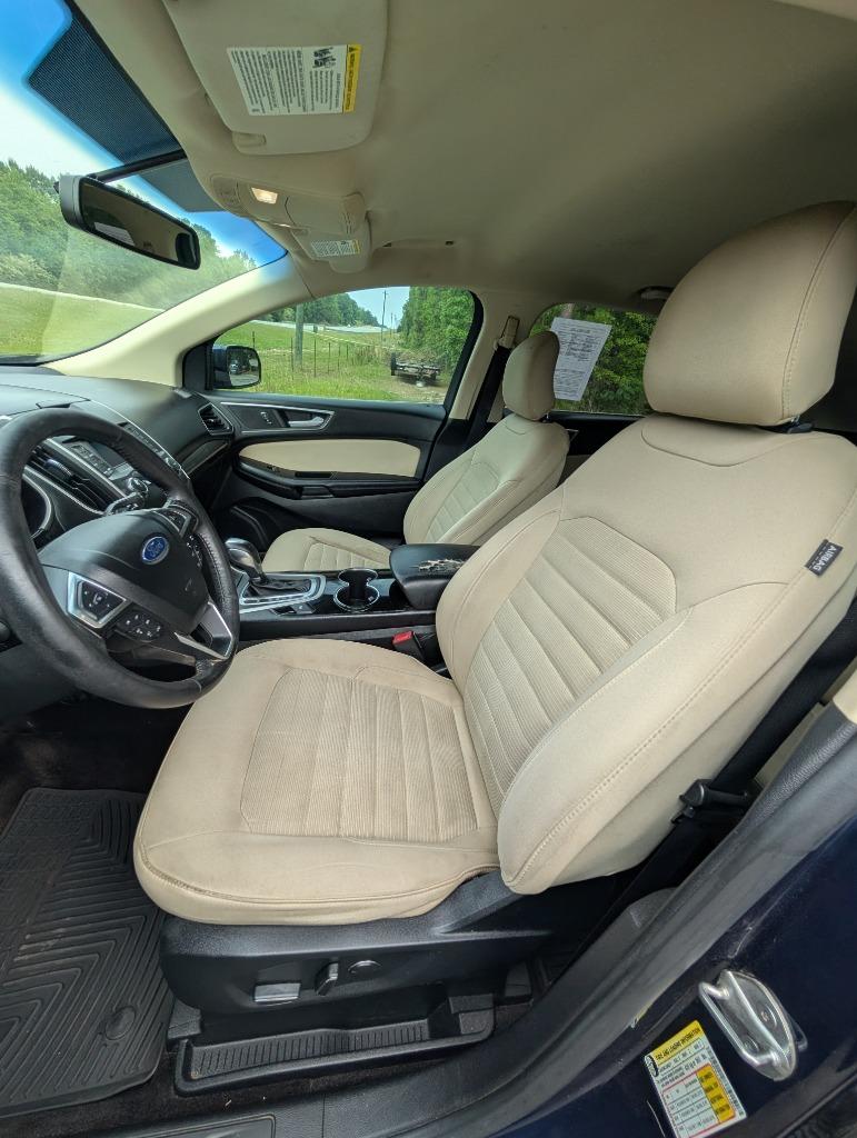 2017 Ford Edge - $10,500