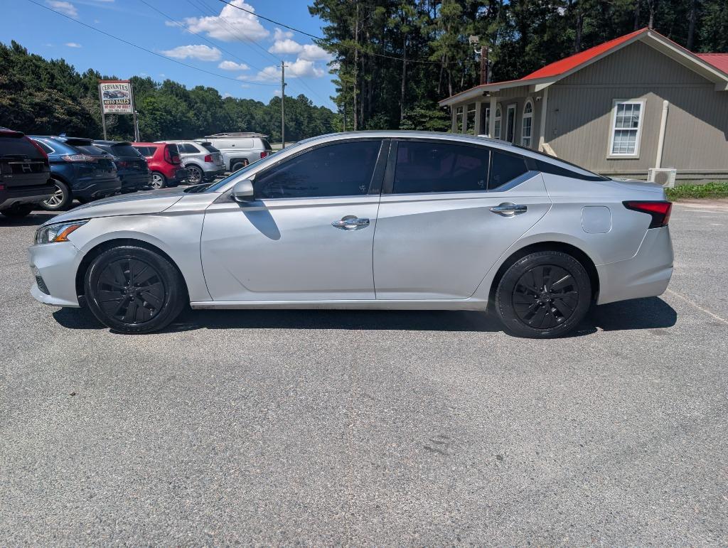 2020 Nissan Altima - $9,500
