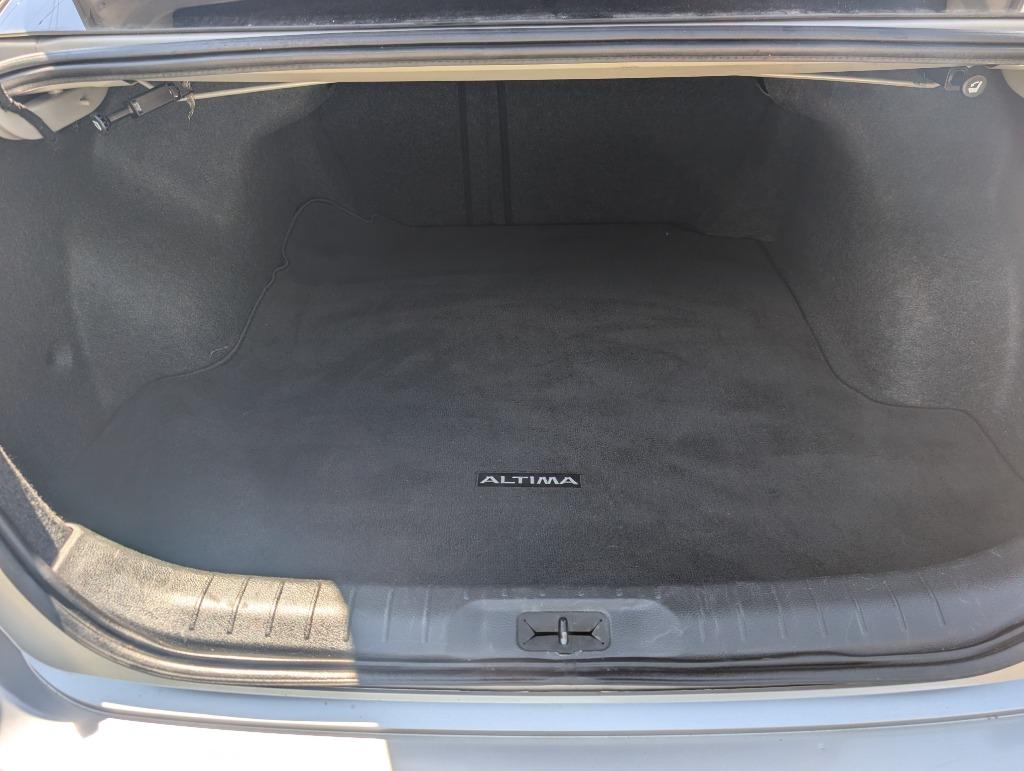 2020 Nissan Altima - $9,500