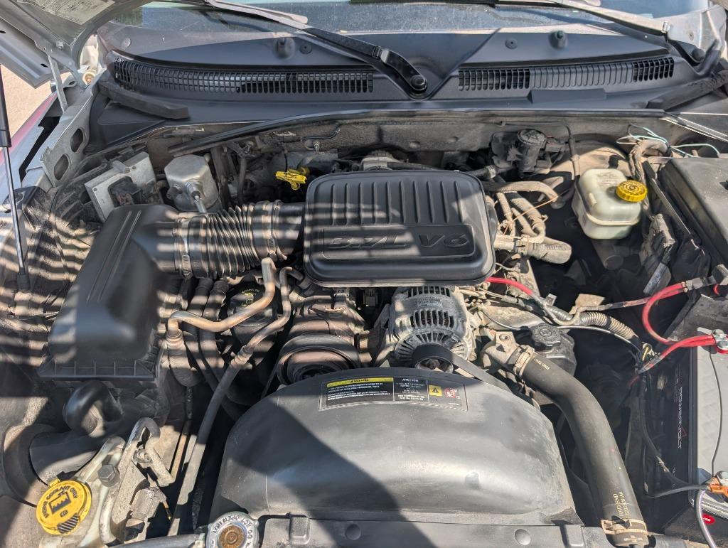 2005 Dodge Dakota - $8,500