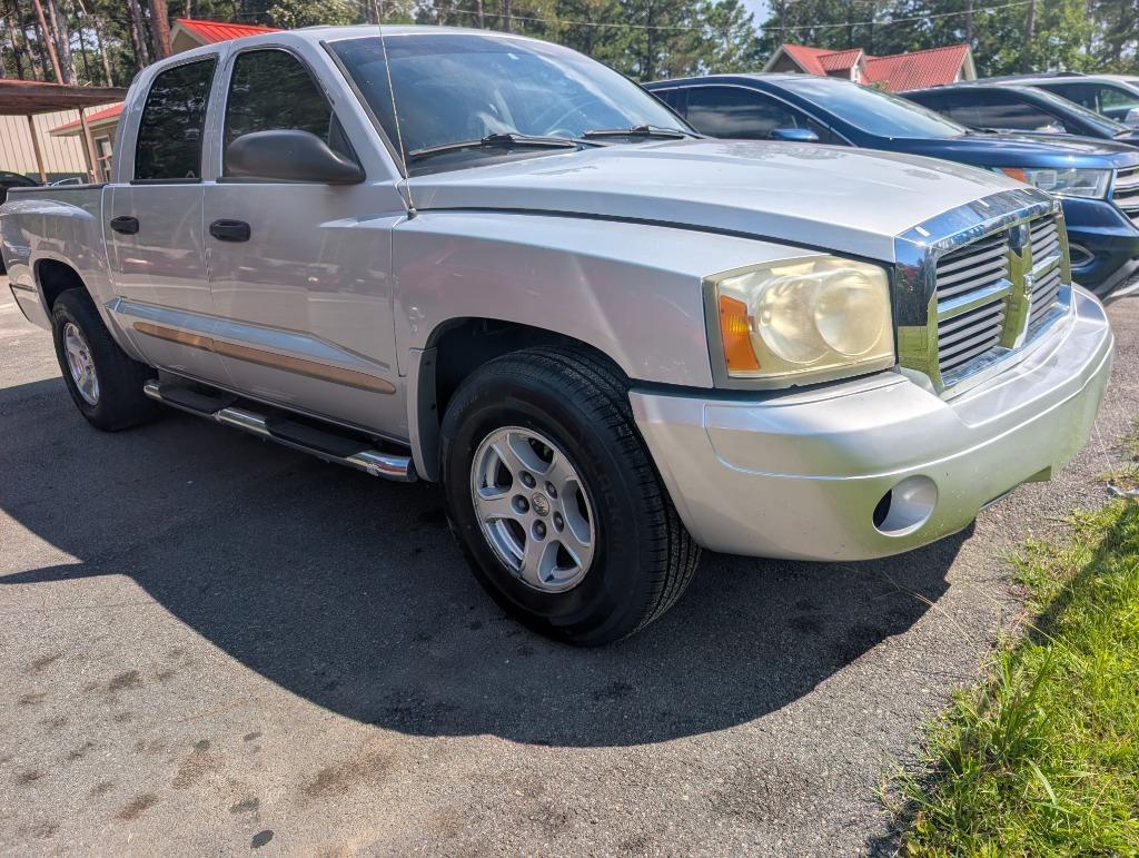 2005 Dodge Dakota - $8,500