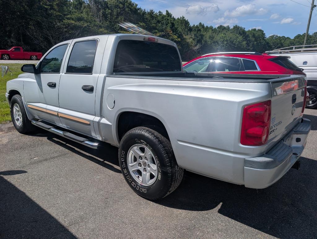 2005 Dodge Dakota - $8,500