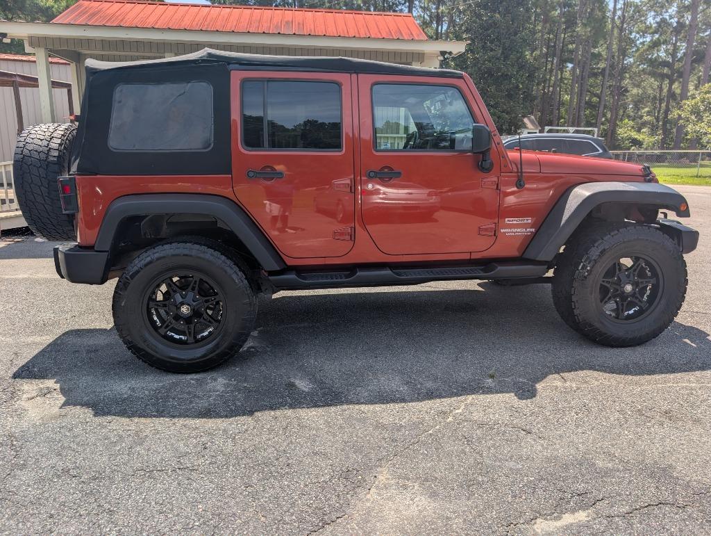 2014 Jeep Wrangler - $13,000