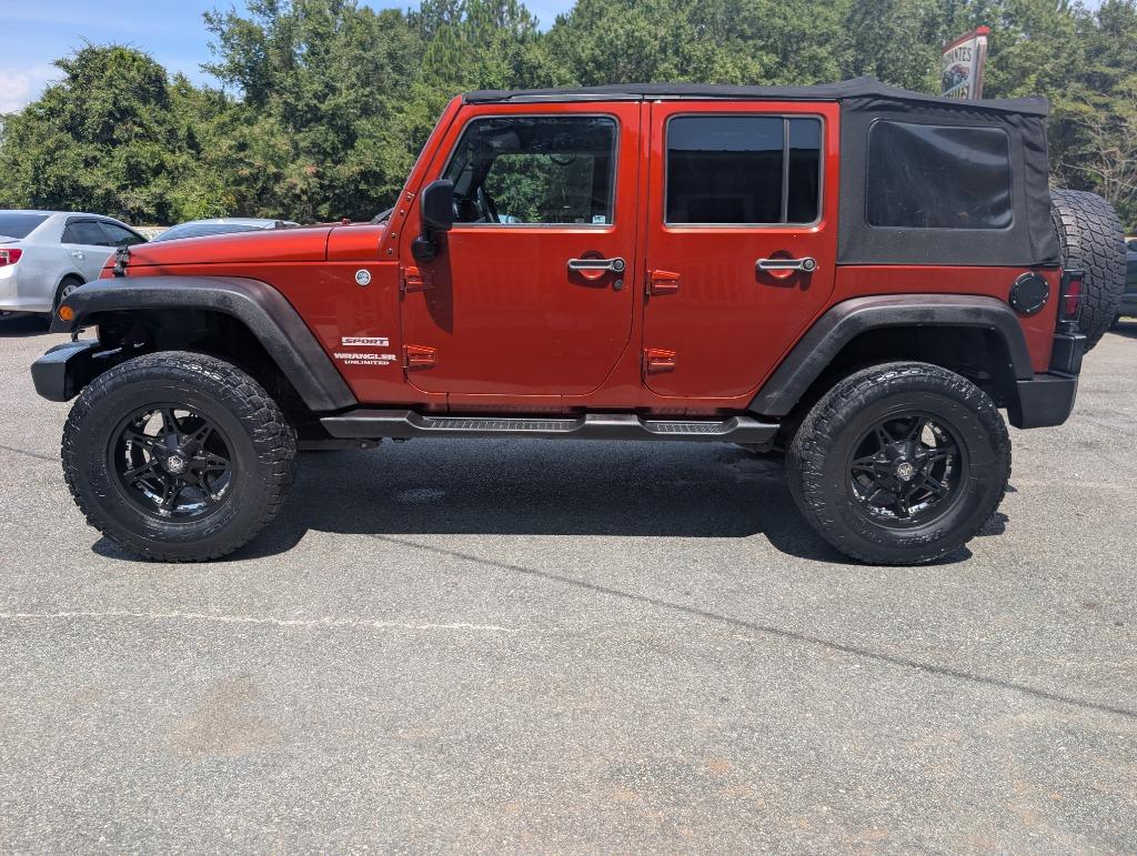 2014 Jeep Wrangler - $13,000