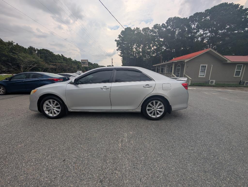 2013 Toyota Camry - $9,500