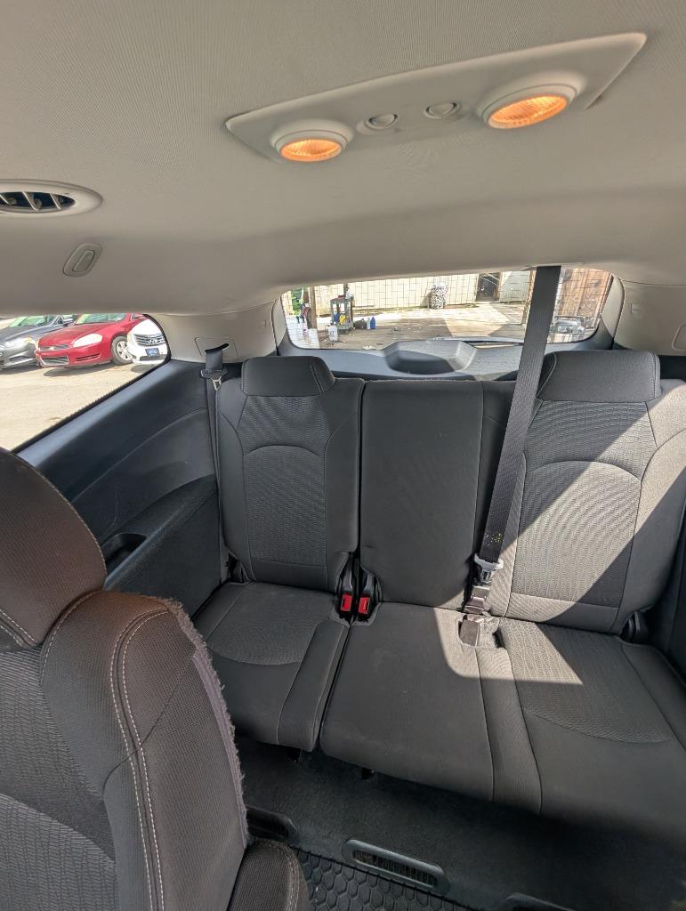 2017 Chevrolet Traverse - $10,000