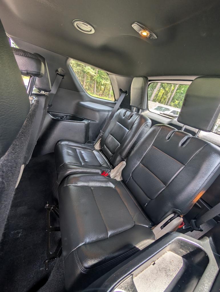 2018 Ford Explorer - $11,500
