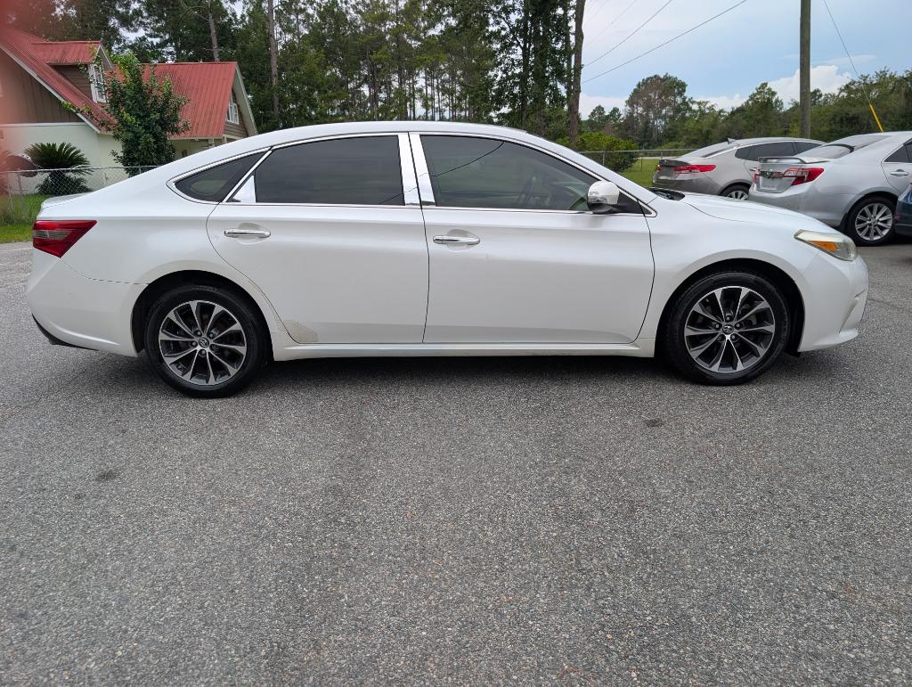 2016 Toyota Avalon - $9,600
