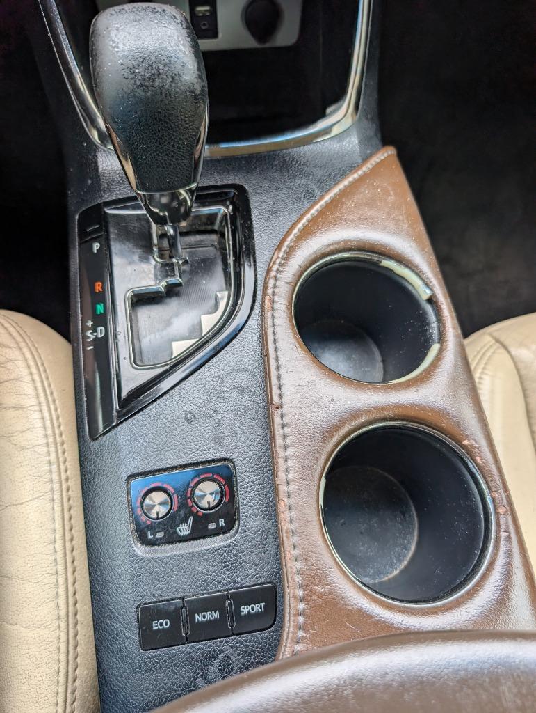 2016 Toyota Avalon - $9,600