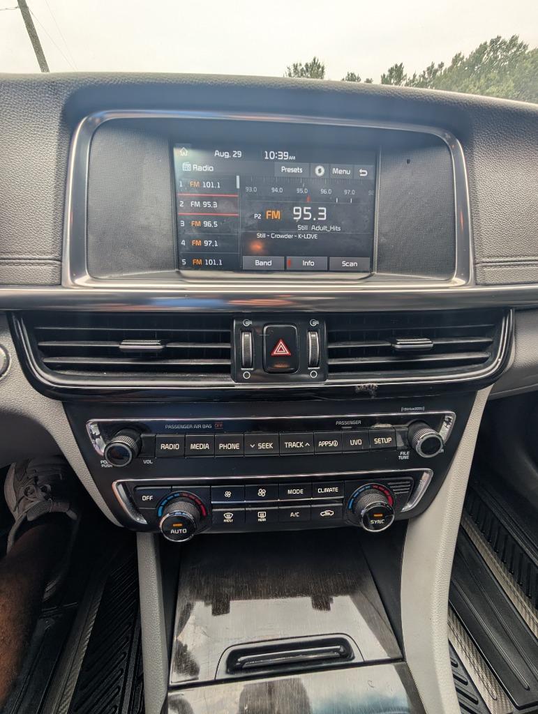 2017 Kia Optima - $11,000