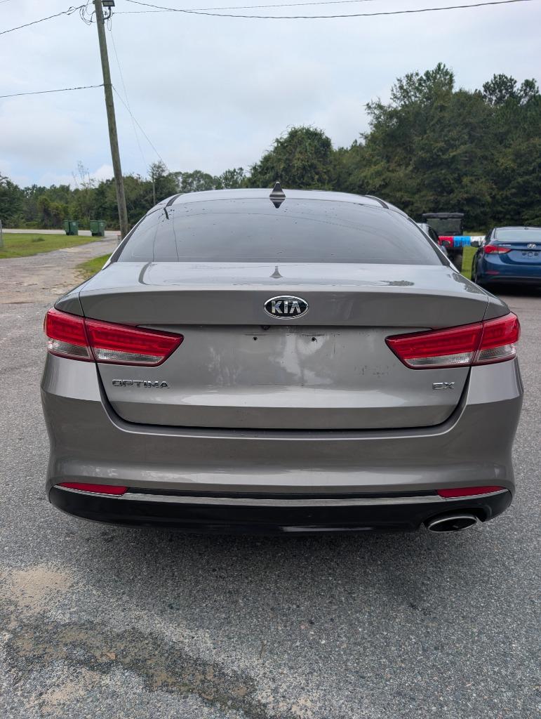 2017 Kia Optima - $11,000