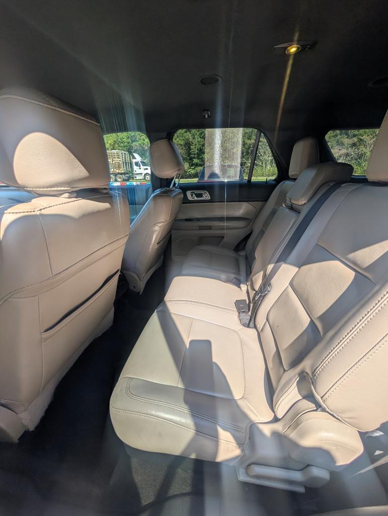 2015 Ford Explorer - $8,500