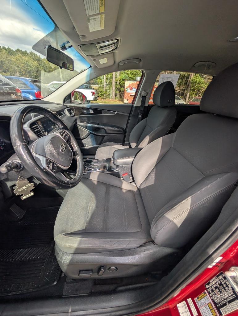 2019 Kia Sorento - $10,800
