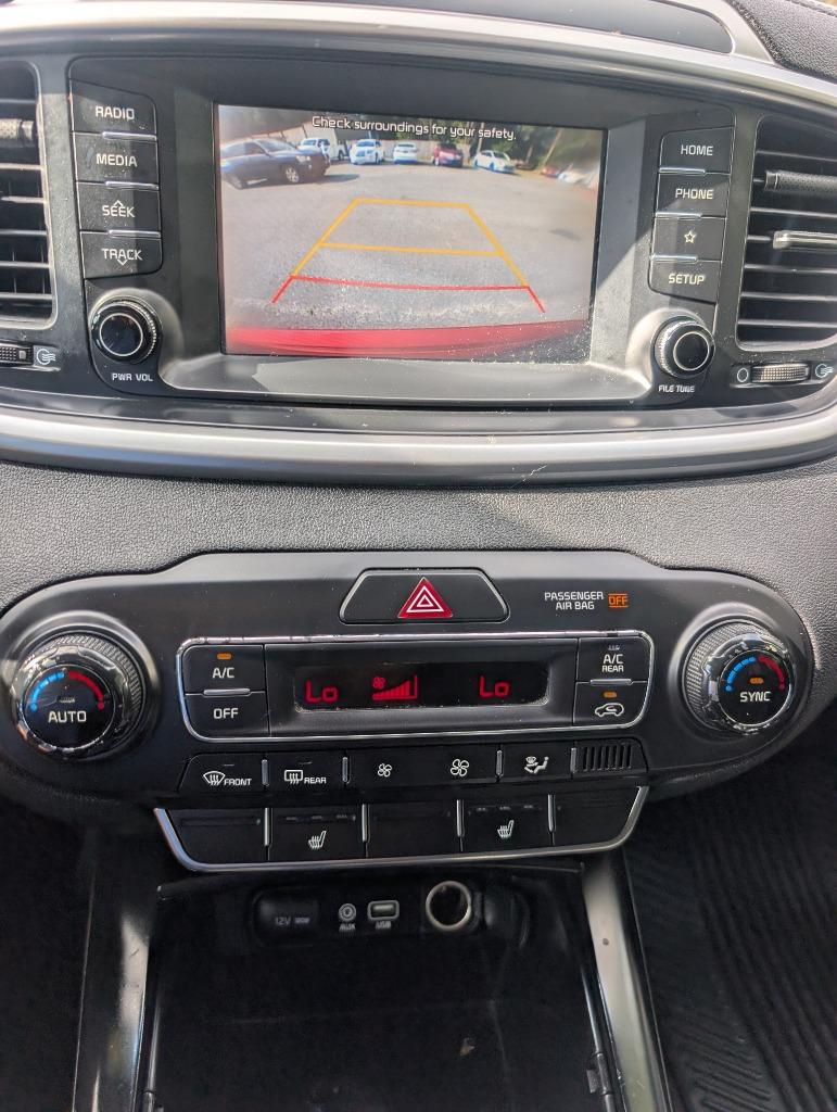 2019 Kia Sorento - $10,800