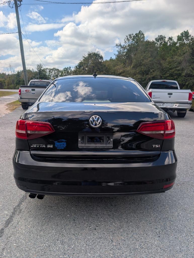 2016 Volkswagen Jetta - $9,500