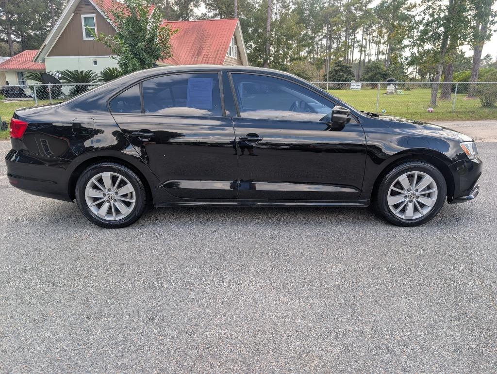 2016 Volkswagen Jetta - $9,500