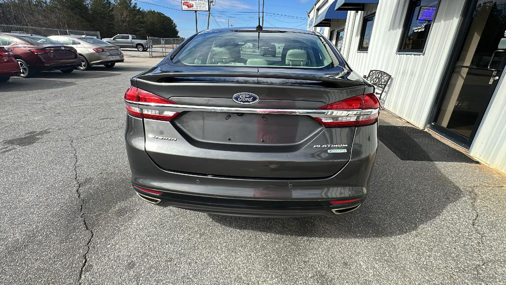 2017 Ford Fusion Platinum photo