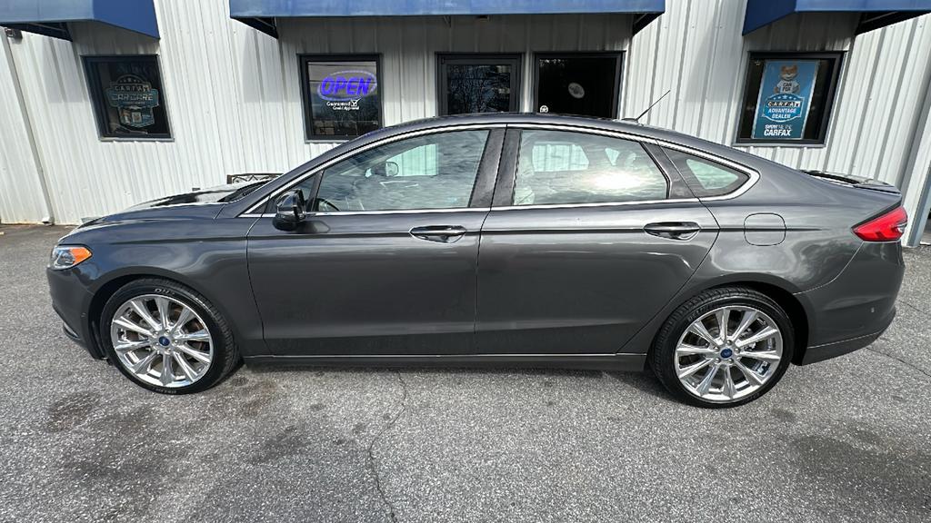 2017 Ford Fusion Platinum photo