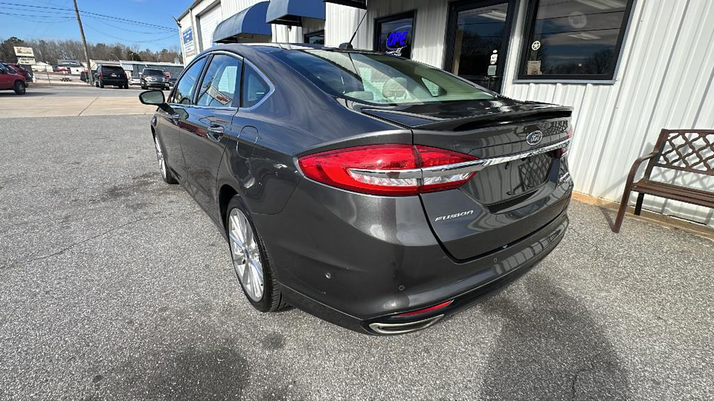 2017 Ford Fusion Platinum photo