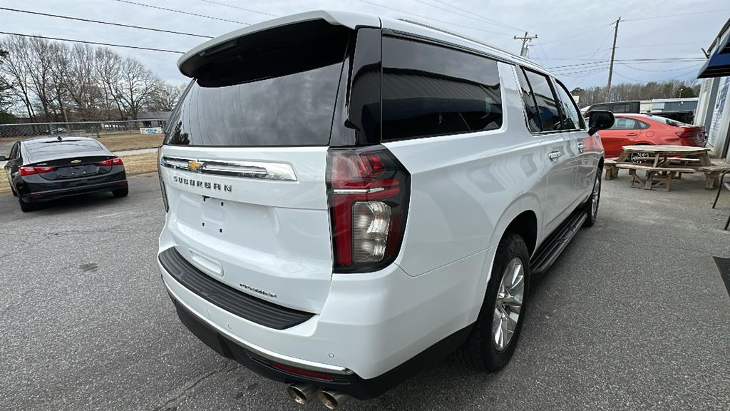 2023 Chevrolet Suburban 1500 Premier photo