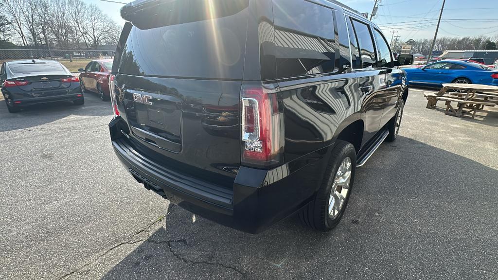 2018 GMC Yukon SLT photo