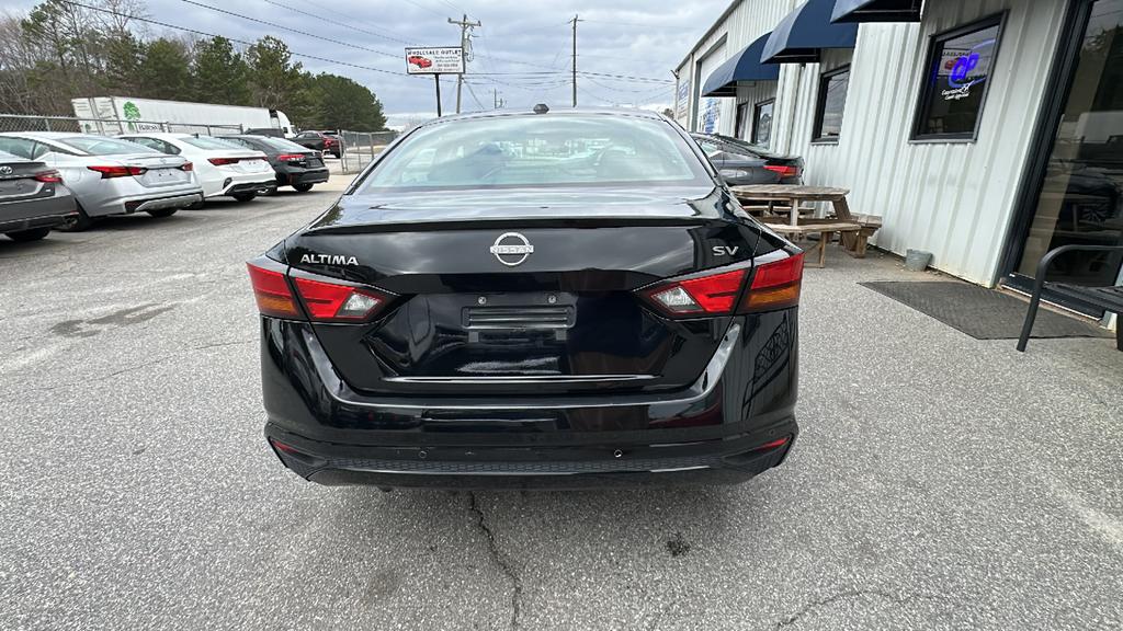 2024 Nissan Altima - $20,900
