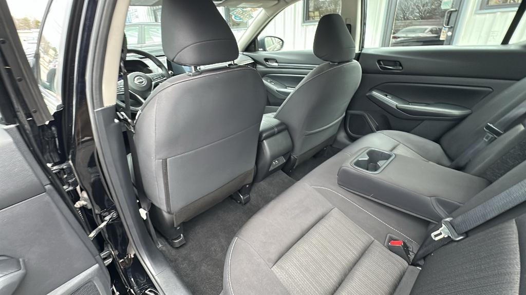 2024 Nissan Altima - $20,900