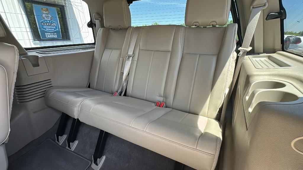 2014 Ford Expedition - $13,900