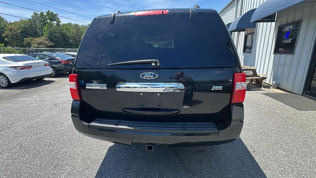 2014 Ford Expedition - $13,900