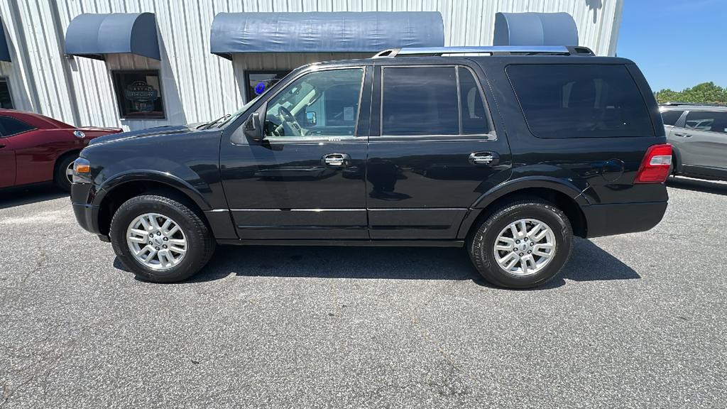 2014 Ford Expedition - $13,900