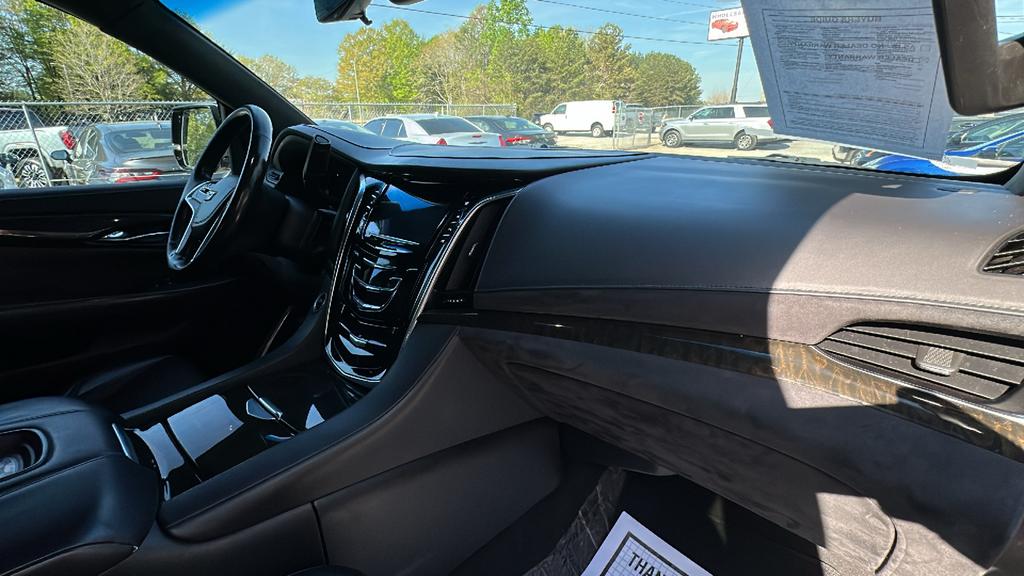 2019 Cadillac Escalade - $29,900