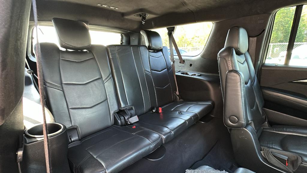 2019 Cadillac Escalade - $29,900