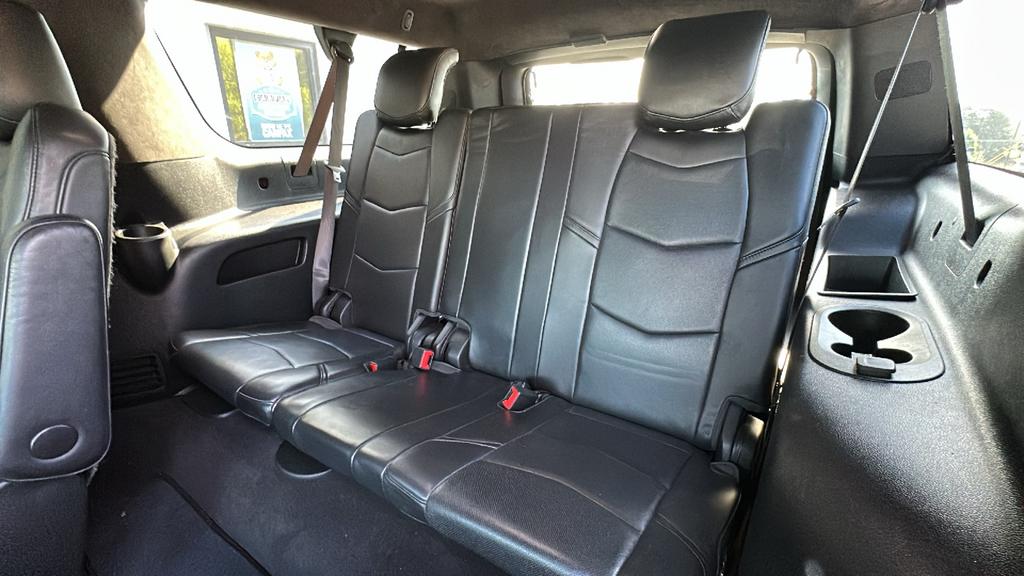 2019 Cadillac Escalade - $29,900