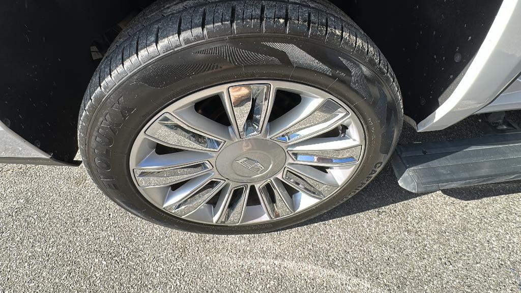 2019 Cadillac Escalade - $29,900