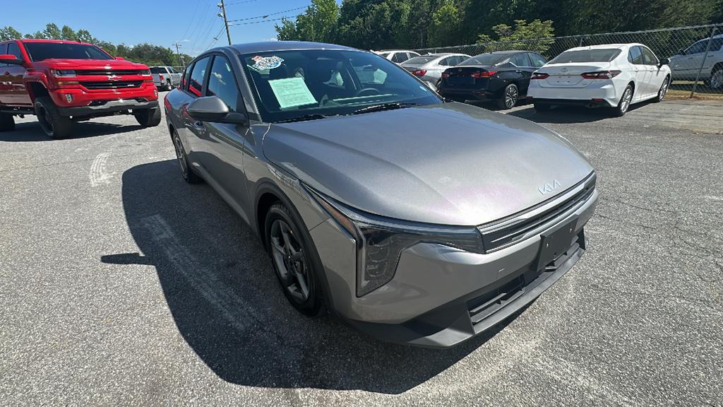 2025 Kia Forte - $22,900