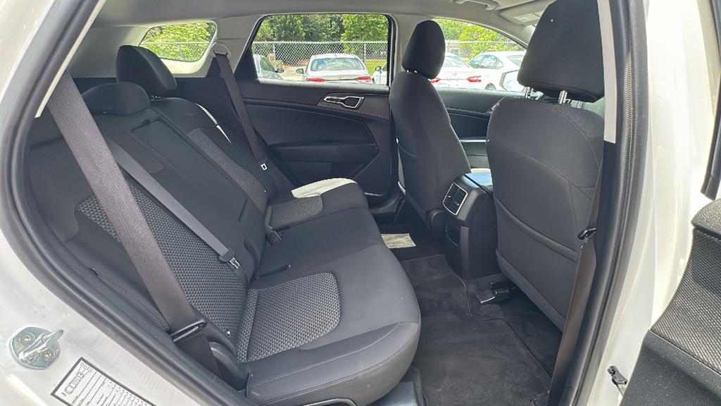 2023 Kia Sportage - $21,900