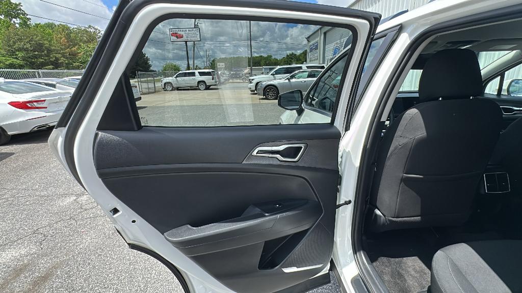 2023 Kia Sportage - $21,900