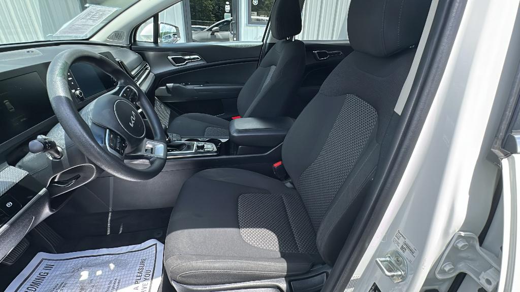 2023 Kia Sportage - $21,900