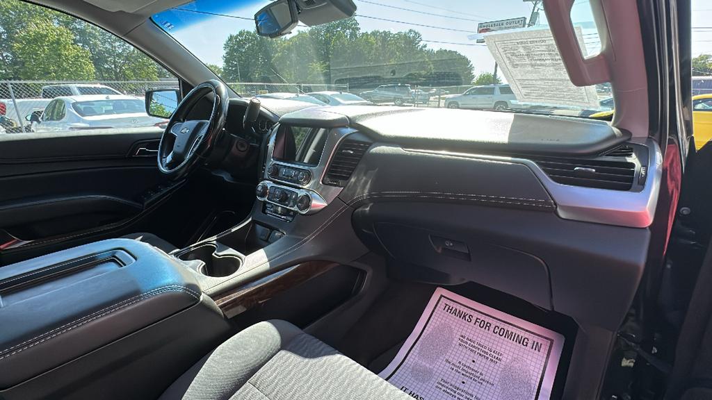 2017 Chevrolet Suburban - $23,900