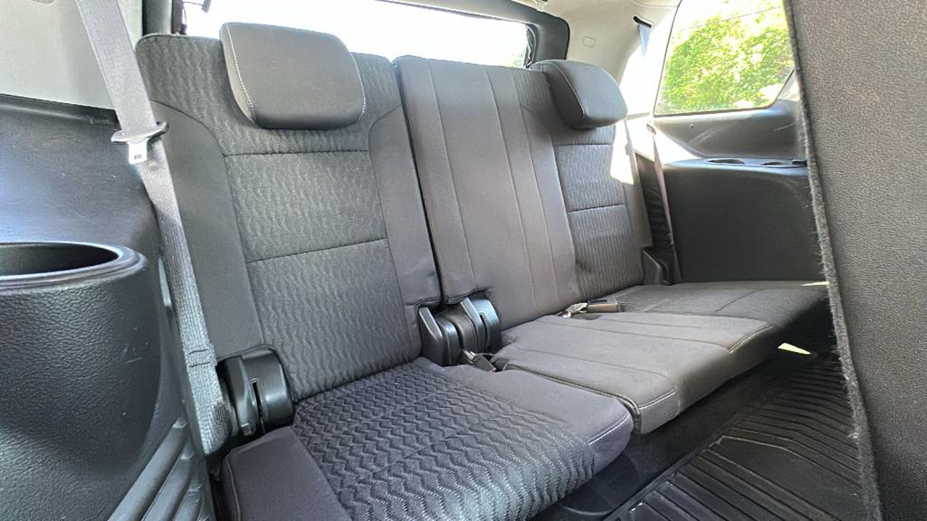 2017 Chevrolet Suburban - $23,900