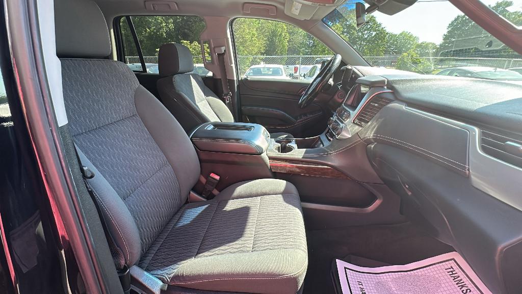 2017 Chevrolet Suburban - $23,900