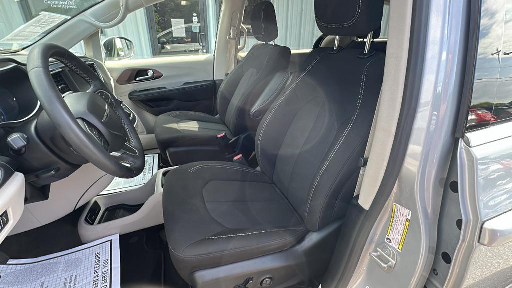 2023 Chrysler Voyager - $25,900