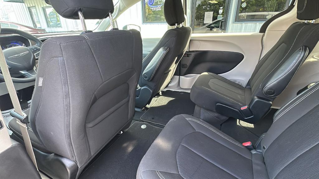 2023 Chrysler Voyager - $25,900