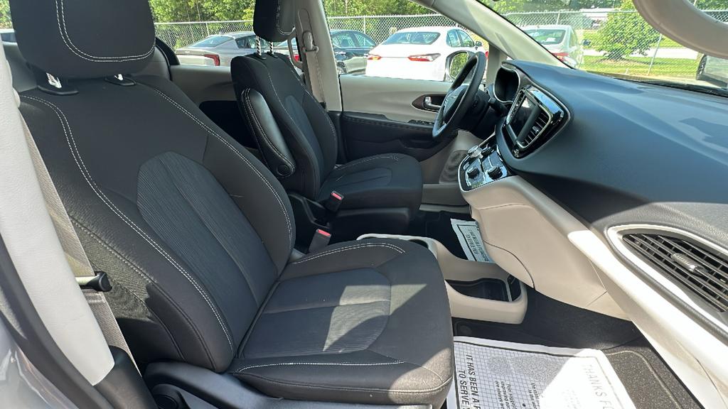 2023 Chrysler Voyager - $25,900