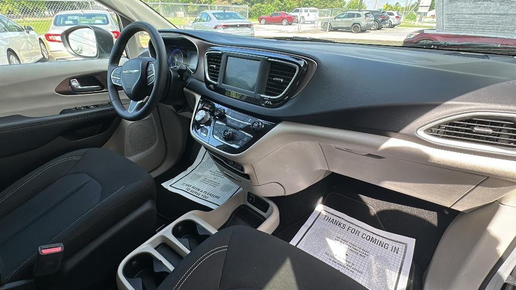2023 Chrysler Voyager - $25,900