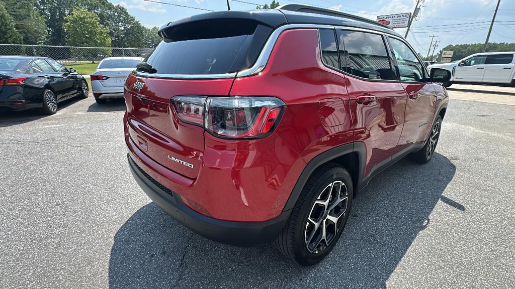 2025 Jeep Compass - $24,900