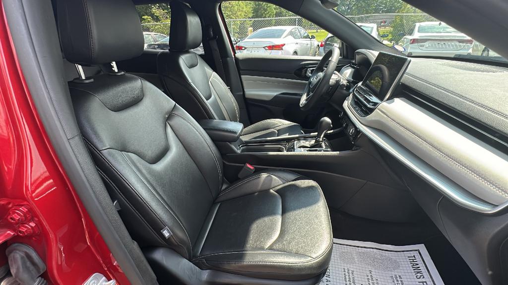 2025 Jeep Compass - $24,900